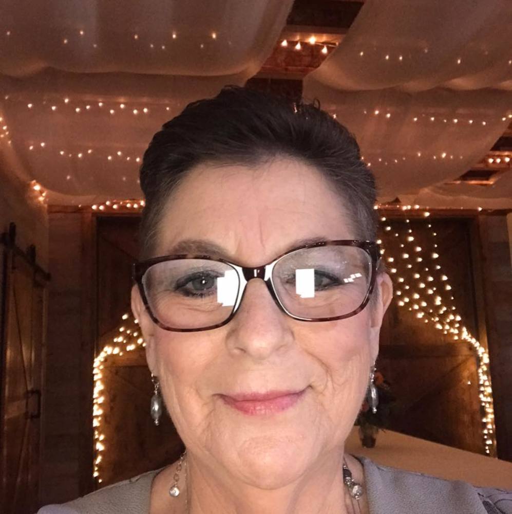Meet your Posher, Debby